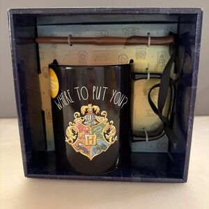 Rae Dunn Harry Potter HUFFLEPUFF Color Changing Mug with Wand Stir Stick New